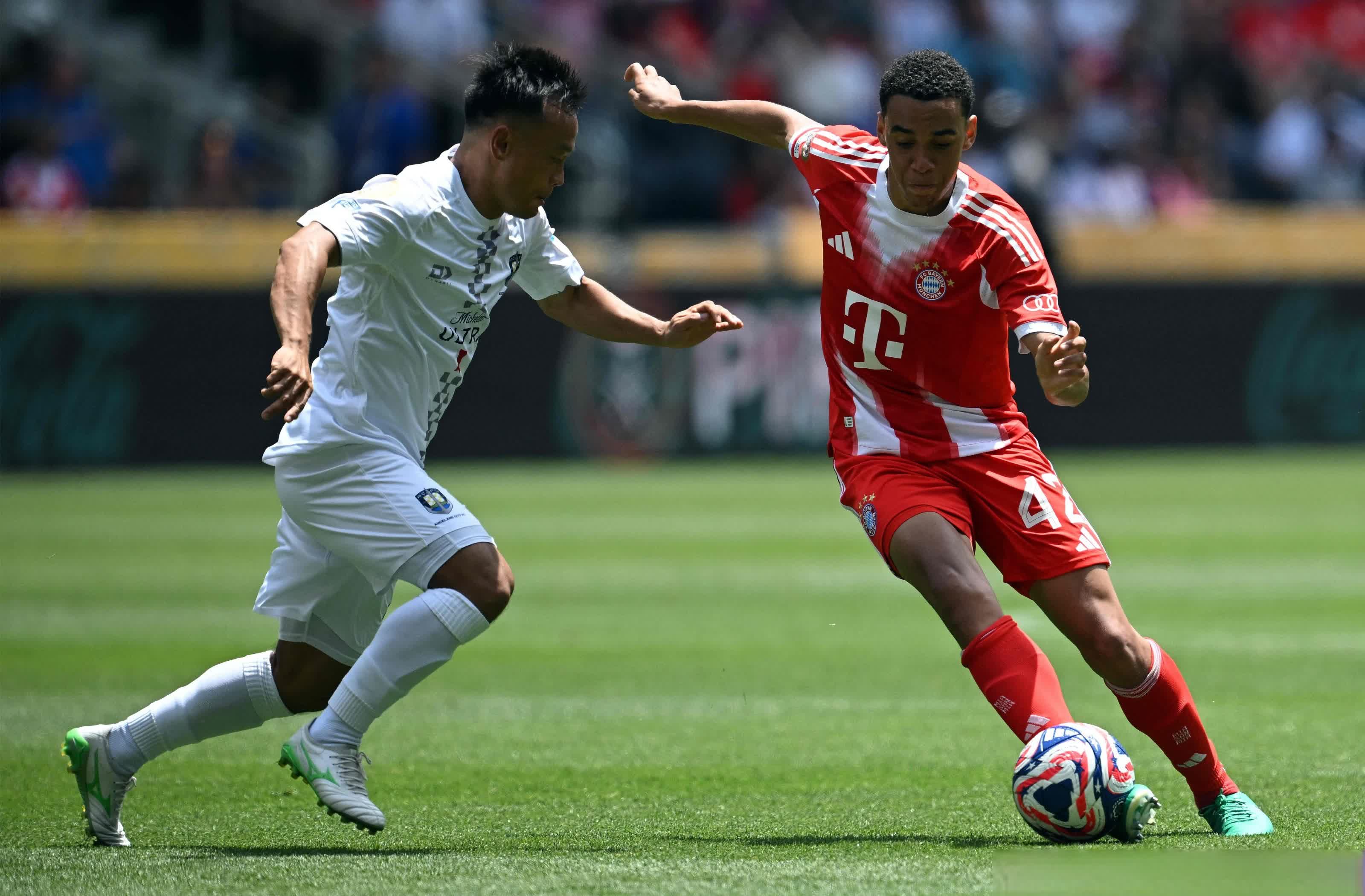 关于拜仁慕尼黑训练开放日,窗口期回应争议引欢呼,德国杯在即,球探报告显示潜力的信息 关于拜仁慕尼黑训练开放日,窗口期回应争议引欢呼,德国杯在即,球探报告显示潜力的信息